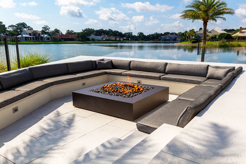 Outdoor Conversation Pits | 2025 Top Outdoor Design Trends